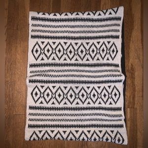 REVERSIBLE INFINITY SCARF 🧣